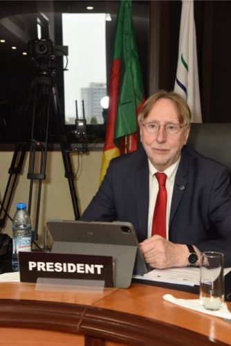 C P OMC (215) - Moyenne