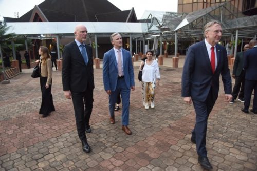 C P OMC (445) - Moyenne