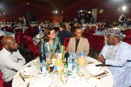 C P OMC (461) - Moyenne