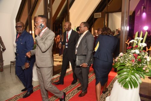 C P OMC (877) - Moyenne